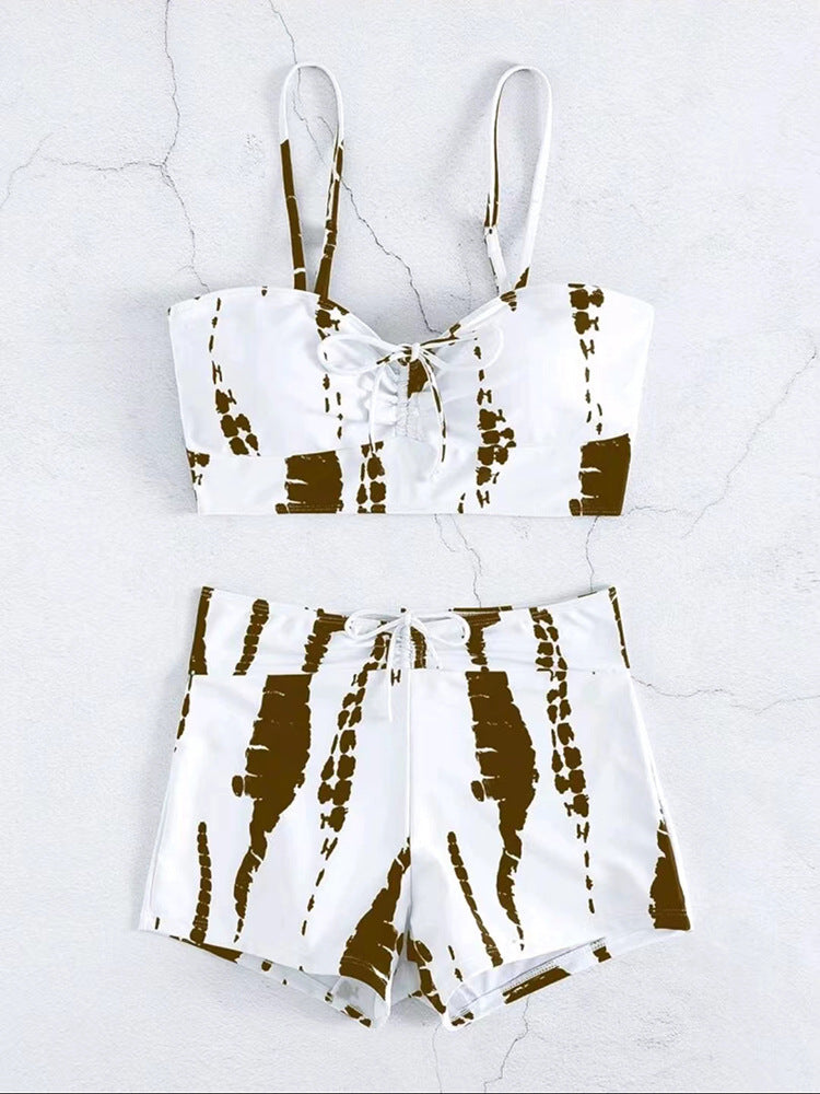 Dame bikini-sæt med raffineret top og behagelige shorts Stilla