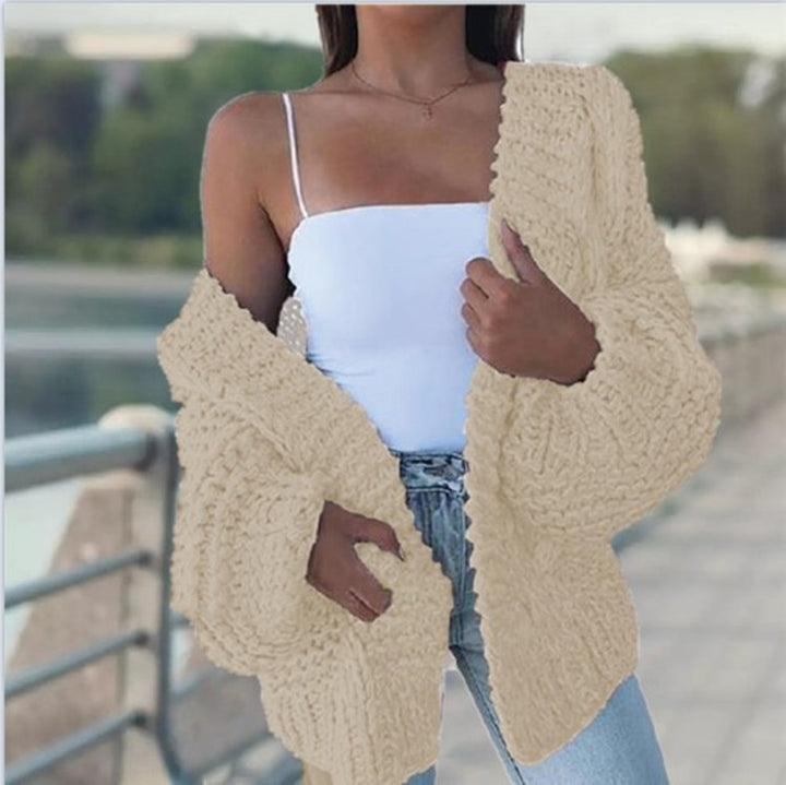Kvinders chunky strikket cardigan med oversized pasform og afslappet design Stilla