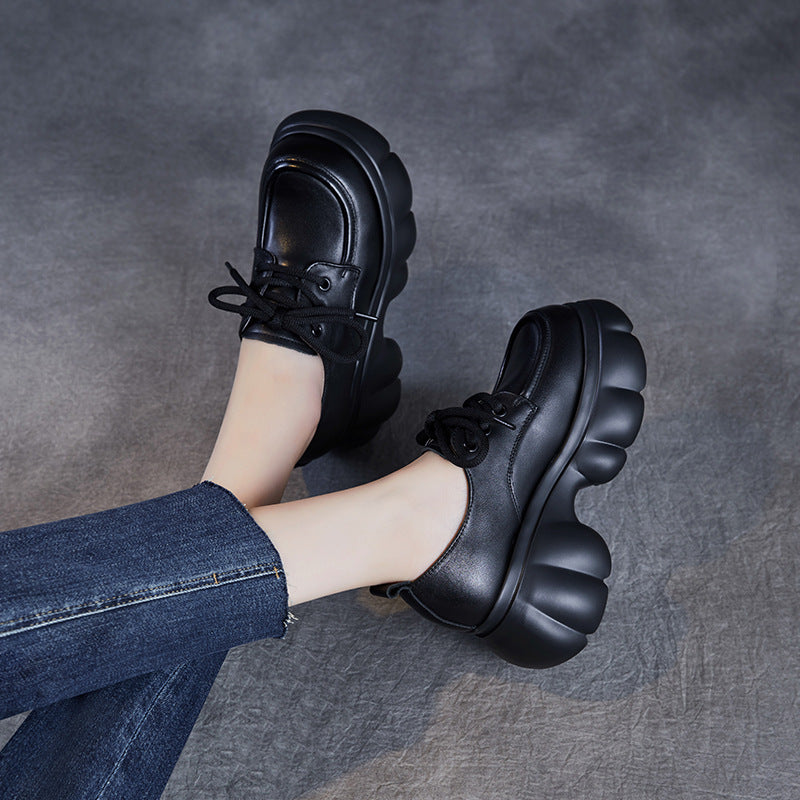 Dame Chunky-sål platform sneakers med snøredesign Stilla