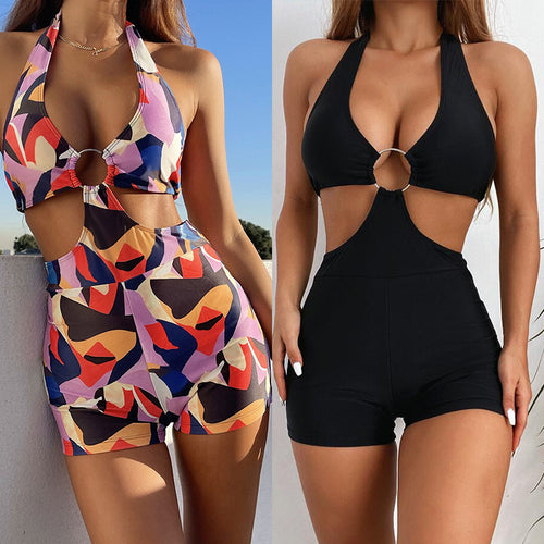 Dame Cut-Out Badeanstykké med casual shorts og legende mønstermix Stilla