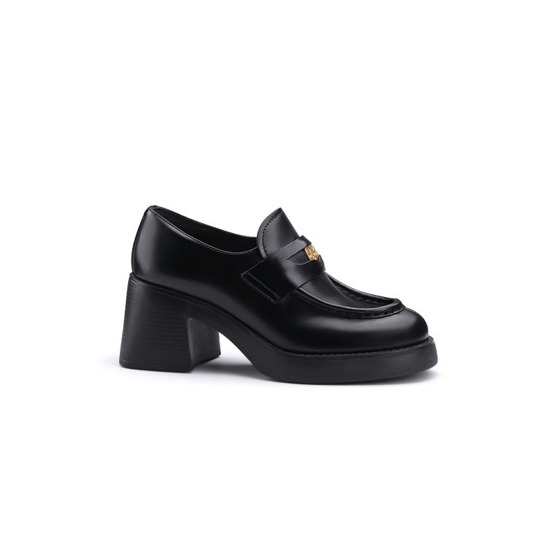 Dame luksuriøse slippers med elegant dekorativ spænde Stilla
