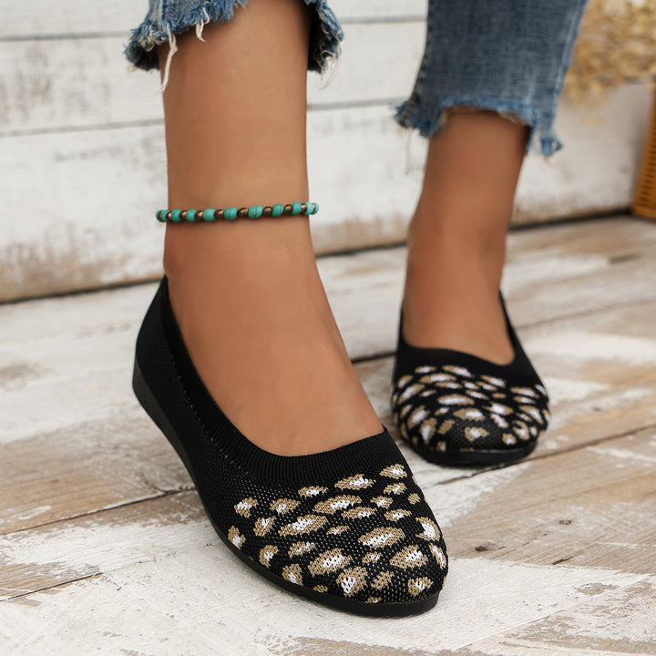Dame ballerinas med fleksibelt strikkemateriale og moderne leopardmønster Stilla