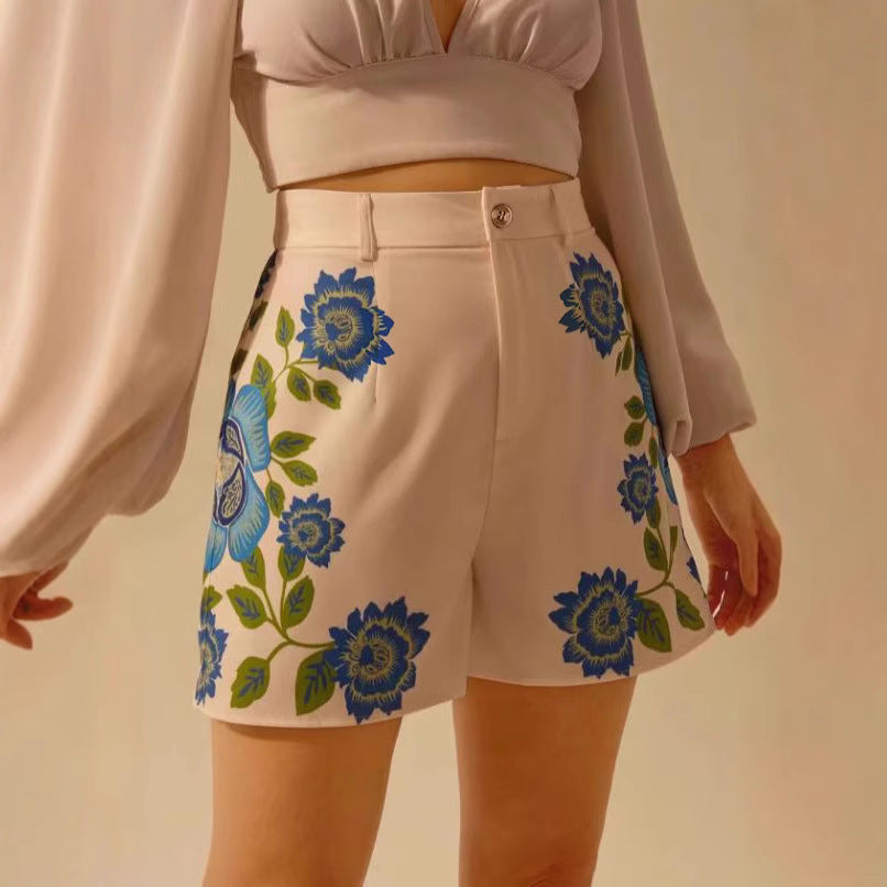 Dame shorts med blomstret design og høj talje Stilla