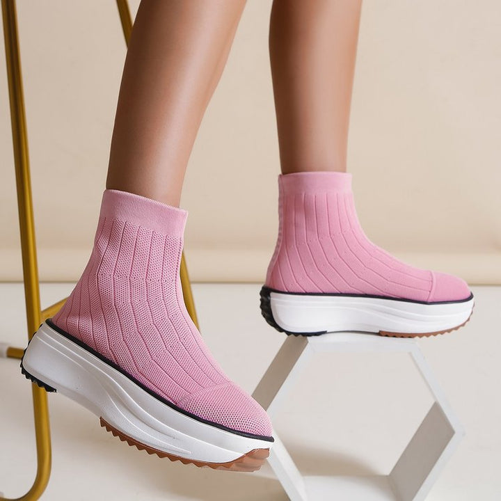 Dame Sneakers med høj krave og stilfuldt ribstrik Design Stilla
