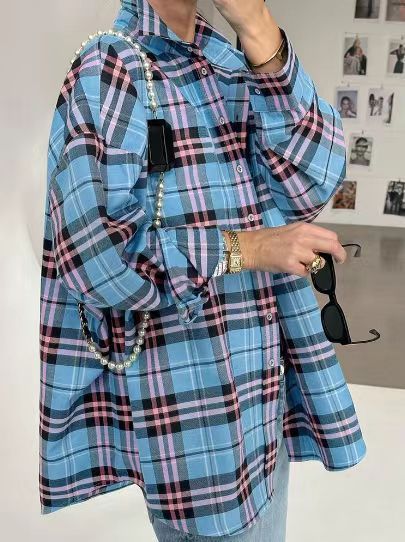 Damer afslappet ternet bluse med oversized snit og praktisk brystlomme Stiila