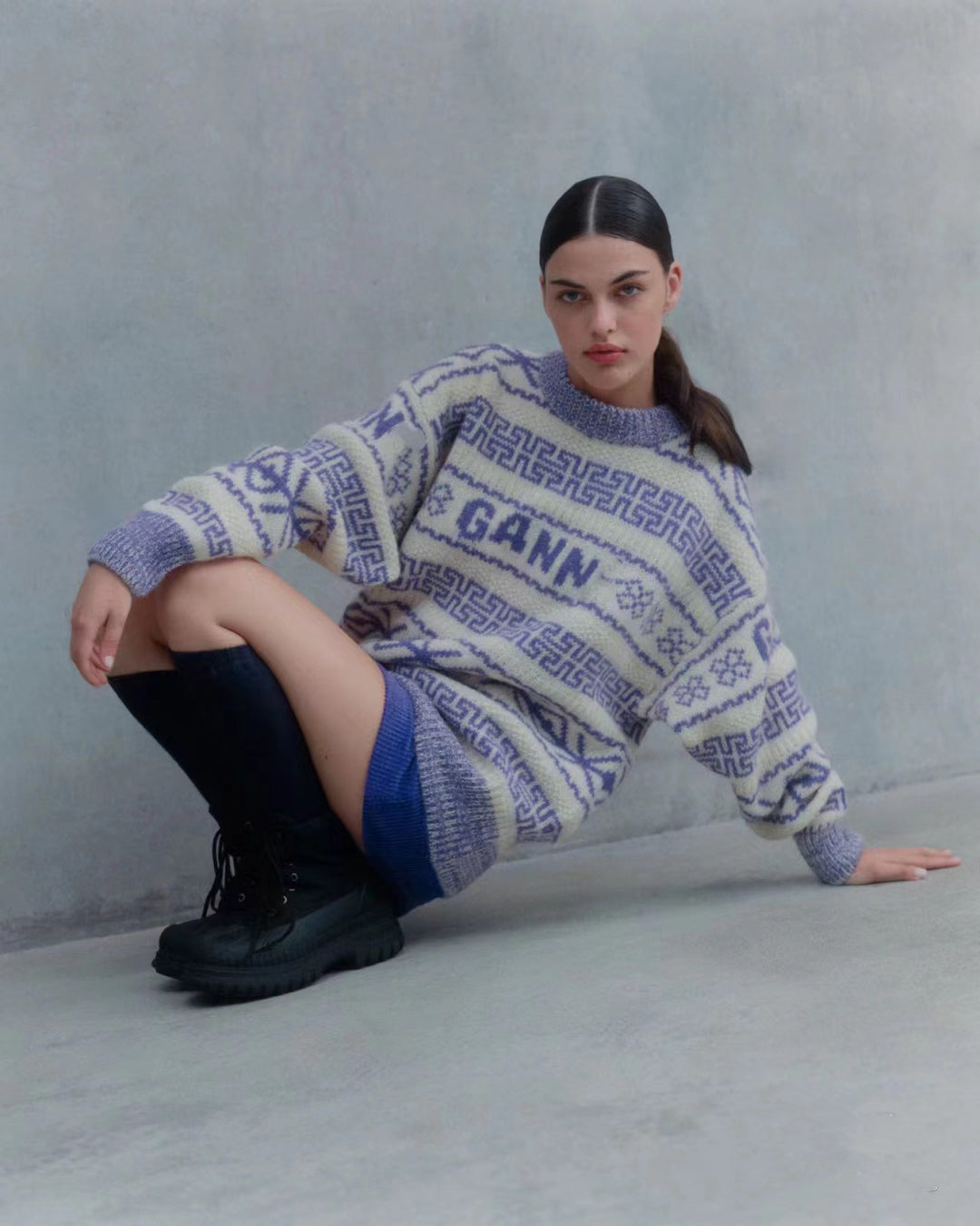 Dame Oversized Strikpullover med grafisk mønster og høj komfort Stilla