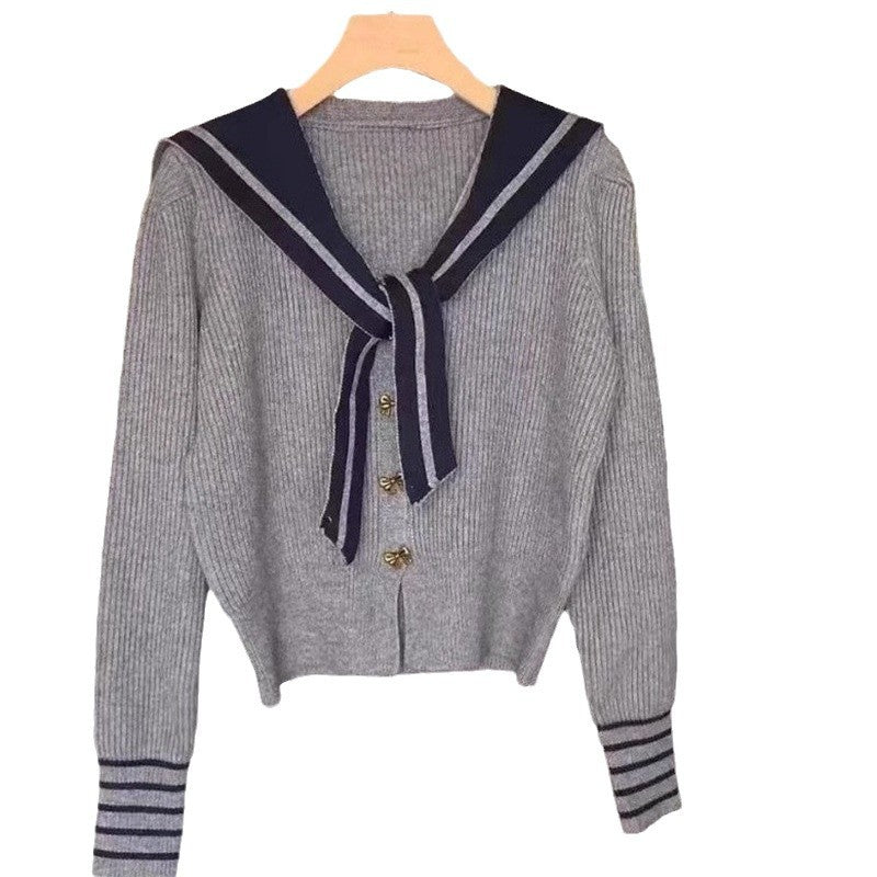 Damer cardigan med maritim krave og knapdetaljer Stilla