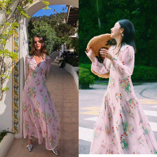 Dame maxikjole med fine blomster mønstre og elegant V-udskæring Stilla