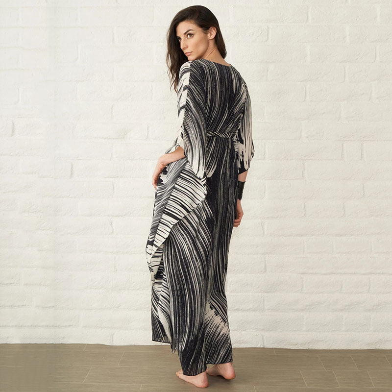 Dame moderigtig kaftan med unikt grafisk mønster Stilla