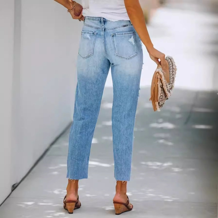 Dame Relaxed Fit Jeans med kreative Destroyed-detaljer og høj talje Stilla