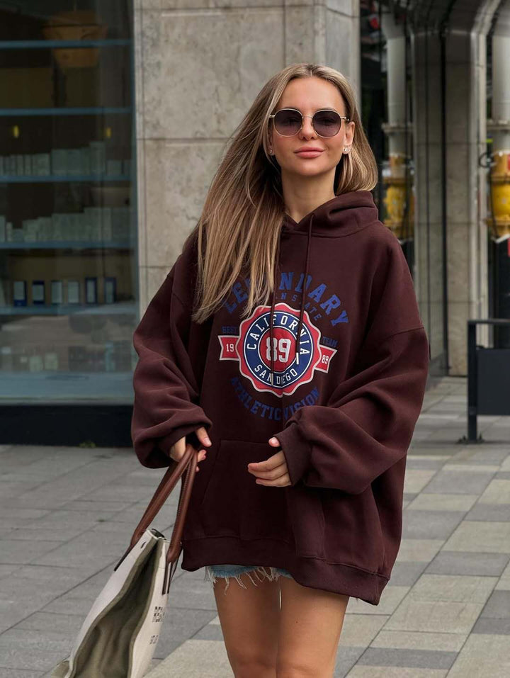 Kvinders komfortable hætte sweatshirt med sporty grafisk print og loose fit Stilla