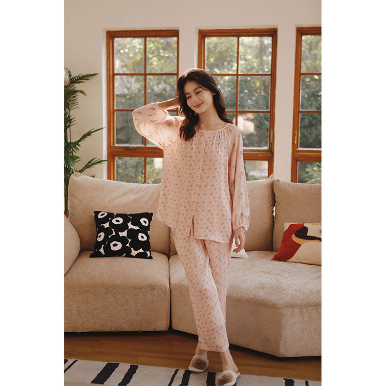 Dame Pyjamasæt med blomsterdesign og luftig pasform Stilla
