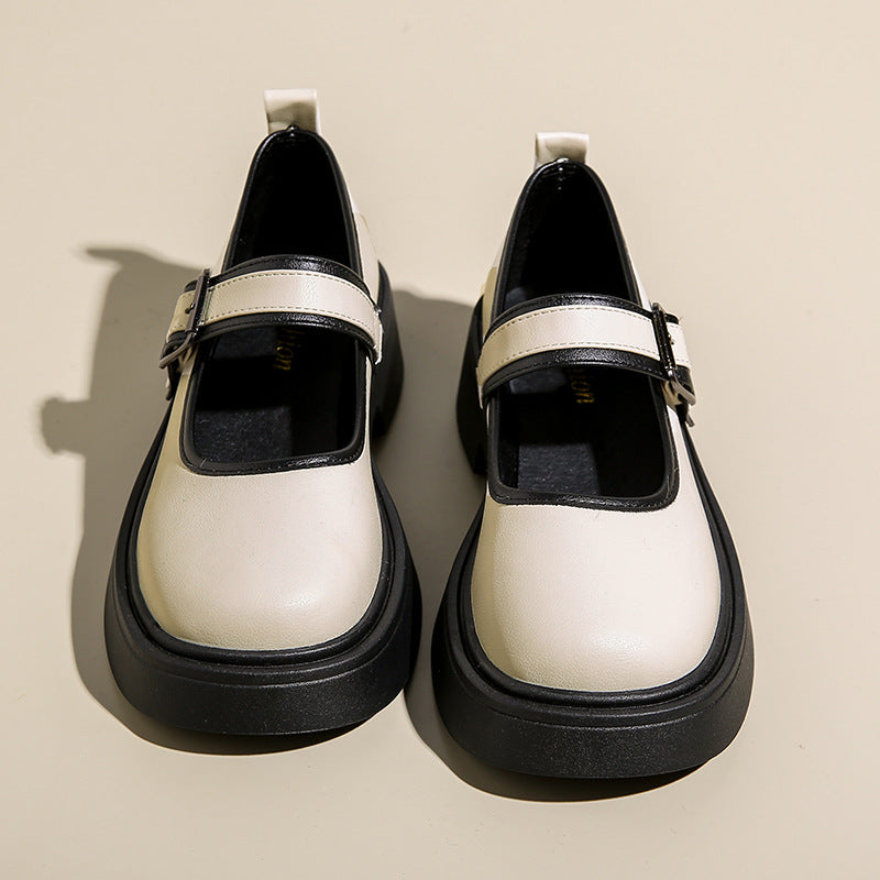Femme Chunky Heel Mary Jane sko med justerbar rem Stilla