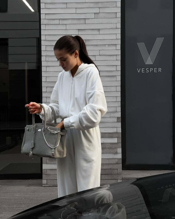 Kvinders hyggelige fleece jumpsuit med hætte og praktiske lommer Skovae