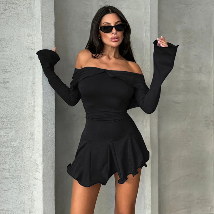 Dame Off-Shoulder Minikjole med Rüschendetails Stilla