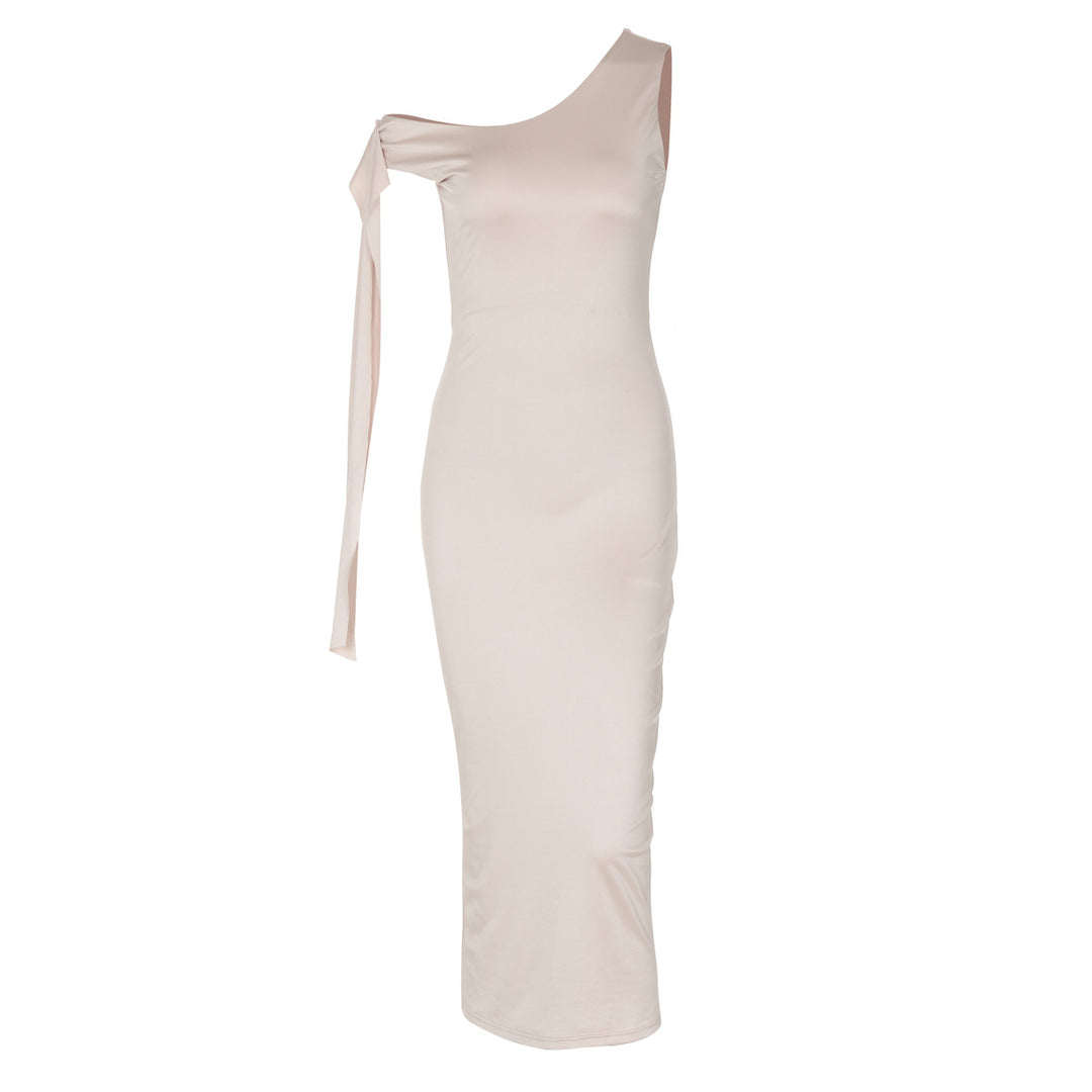 Dame Elegant One-Shoulder-Kjole med tætsiddende silhuet og lange ærmer Skovae
