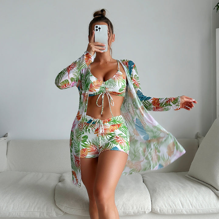Dame Strandmode-sæt med floral Kimono og shorts Stilla