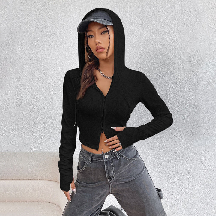 Kvindernes cropped hoodie med stilfuld hætte og lynlås Stilla