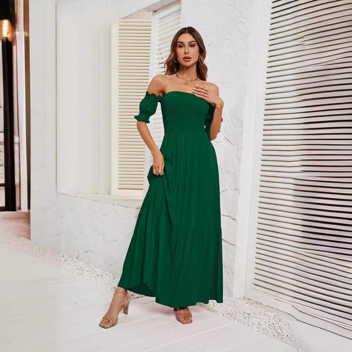 Dame Maxikjole med off-shoulder design og voluminøse flæsedetaljer Stilla