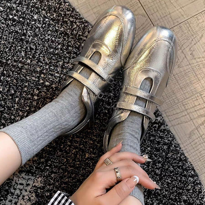 Dame elegante og komfortable ballerina sko med klassiske stropper Stilla