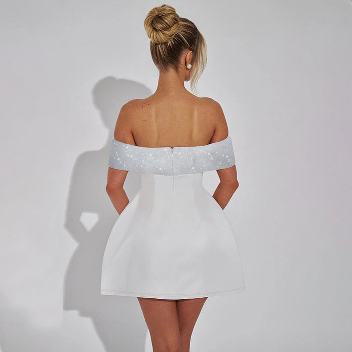 Dame Off-Shoulder Minikjole med glitrende bustier-overdel Skovae