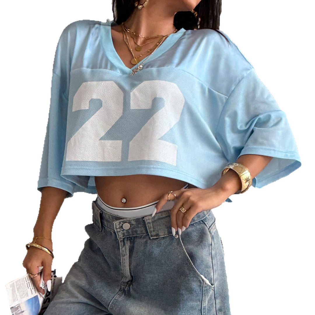 Dame Crop-Top i sporty design med V-udskæring og netdetaljer Skovae