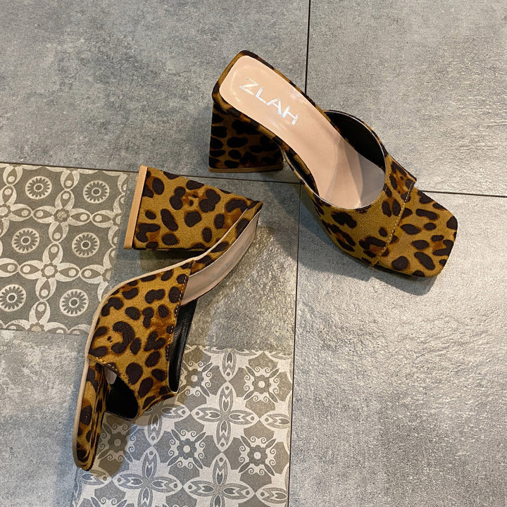 Dame Elegant Plateau-sandaler med bred rem og komfortabel blokkear Stilla