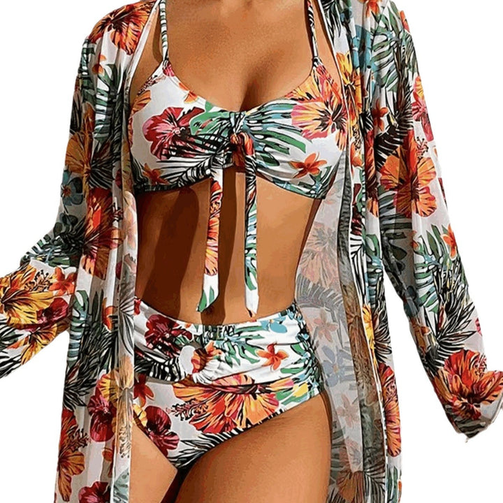 Dame Bikini-sæt med blomsterdesign og elegant cover-up Stilla