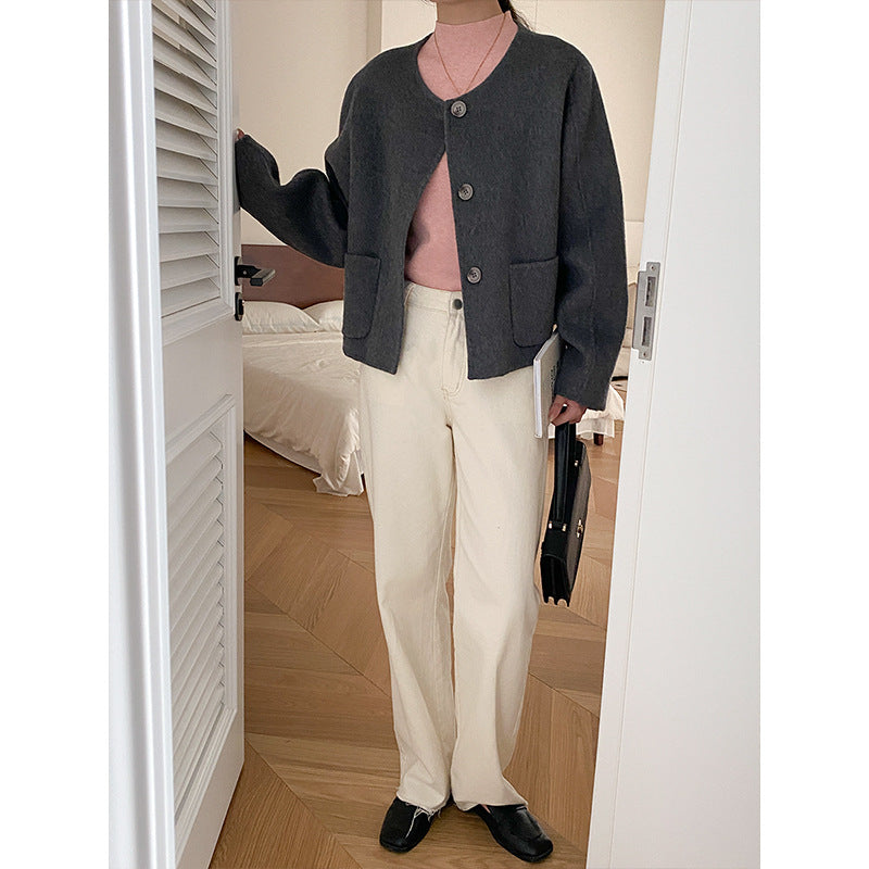 Kvinders bløde og fashionable cardigan med klassiske knapdetaljer Stilla
