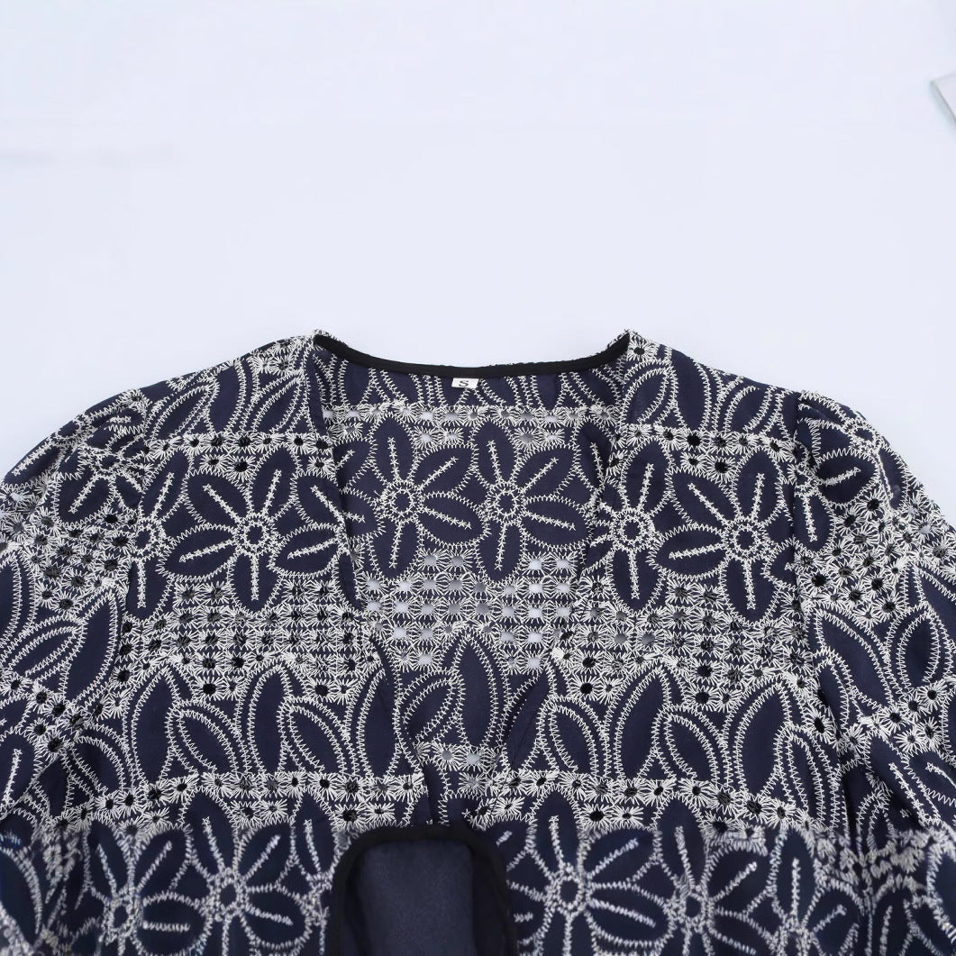 Femme Elegante Spids Bluse med Bjælleærmer Stilla