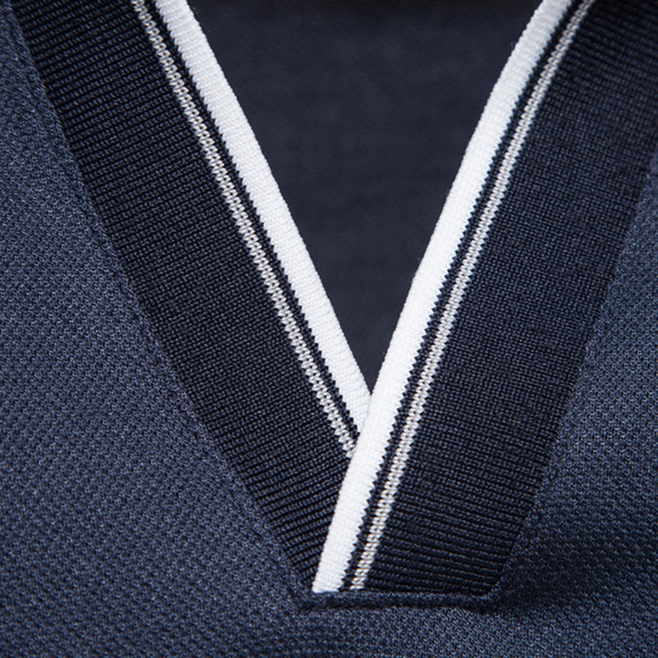 Herrer Poloshirt med moderne ståkrave og sporty kontraster Stilla