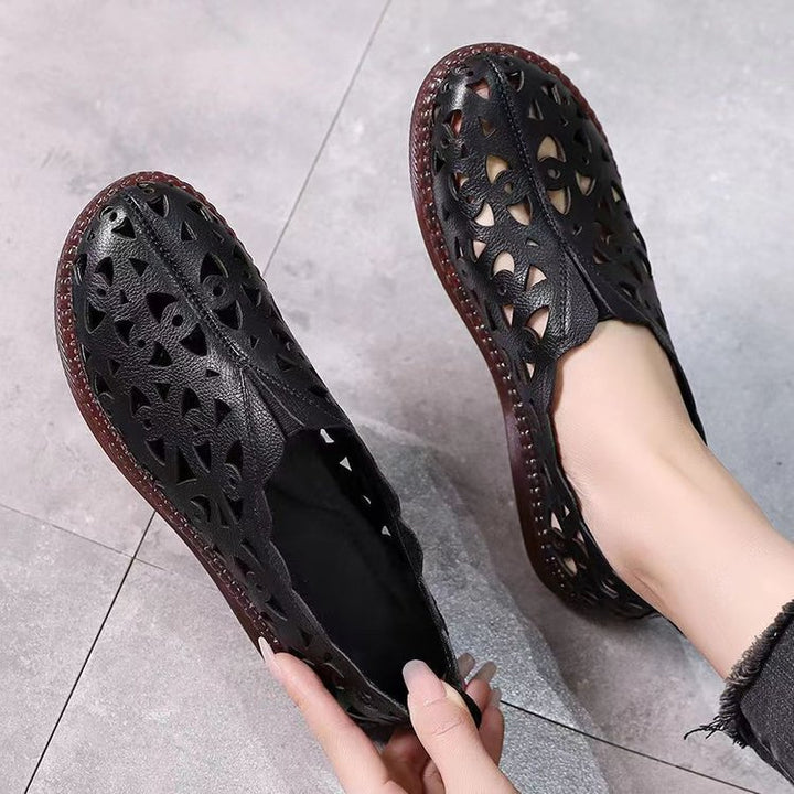 Dame åndbar og moderigtige slippers med elegant snit og gennembrudt design Stilla