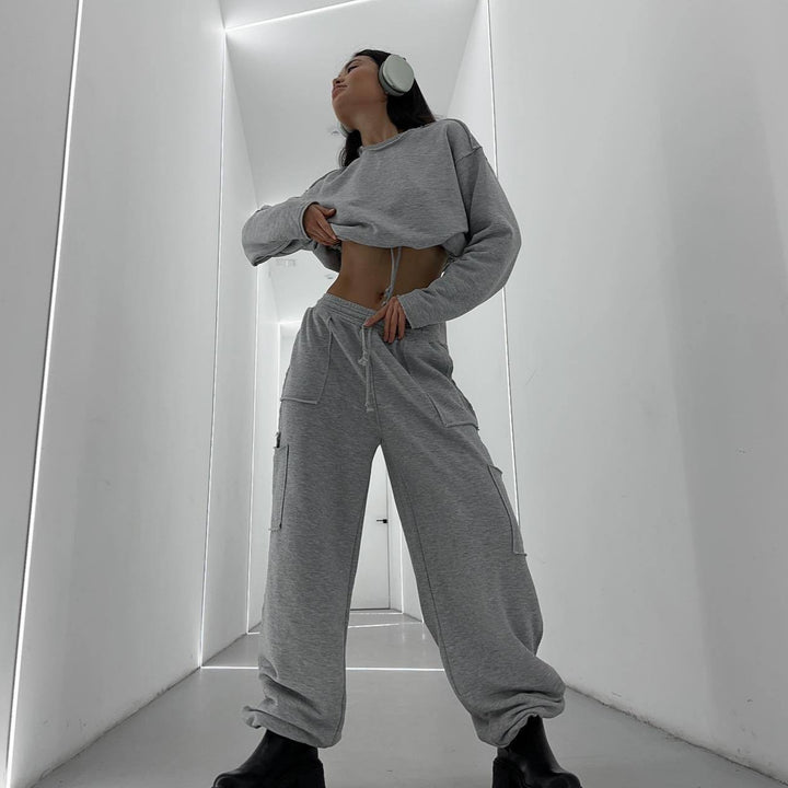 Dame afslappet og moderigtig cropped sweatshirt med snørrelse Stilla