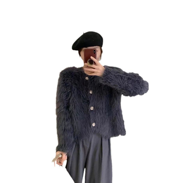 Kvinders fluffy kort jakke med elegante knapdetaljer Stilla
