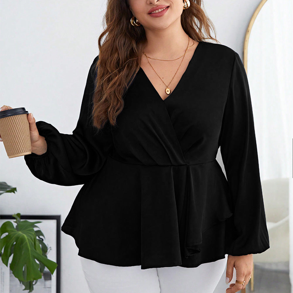 Damer elegant indpakningsbluse med ruffle detaljer og V-halsudskæring Stilla