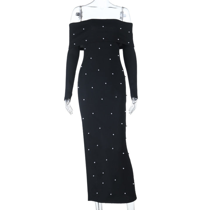 Dame off-shoulder maxikjole med elegant perleudsmykning og tætsiddende snit Skovae