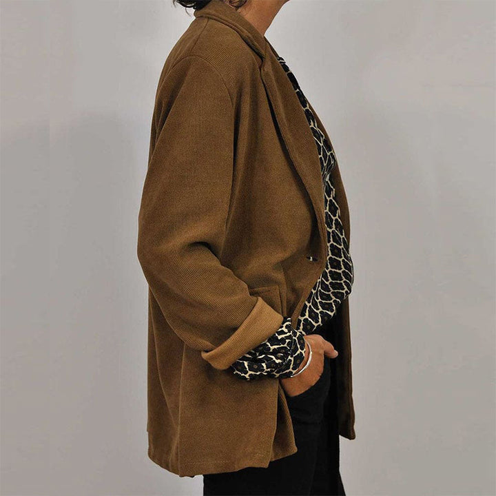 Dame elegant skjorte med moderne geometrisk design Stilla