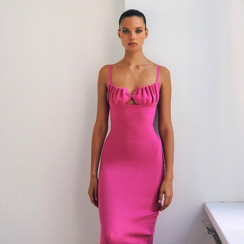 Dame ribstrik bodycon midi kjole med flæse detalje Stilla