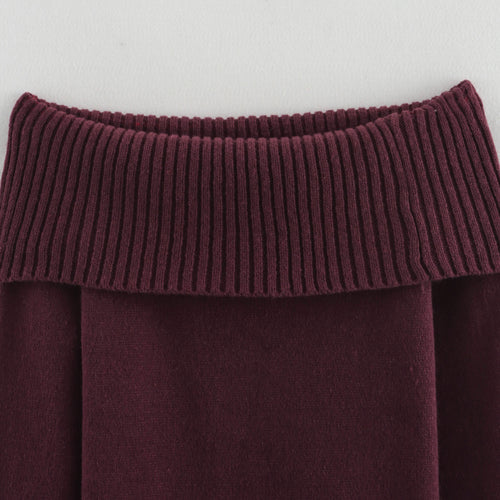 Femme Off-Shoulder Strikpullover med ribbede kantdetaljer Stilla