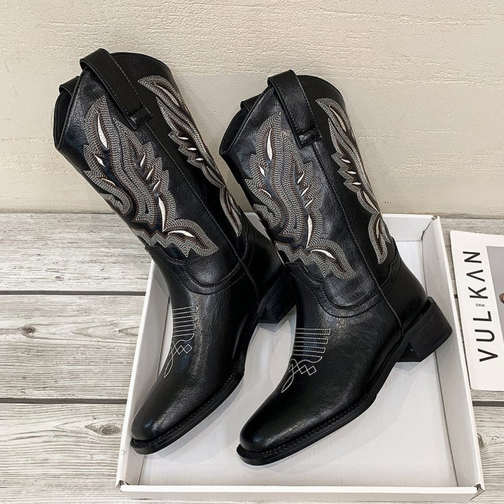 Dame cowboystøvler med detaljeret broderi Stilla