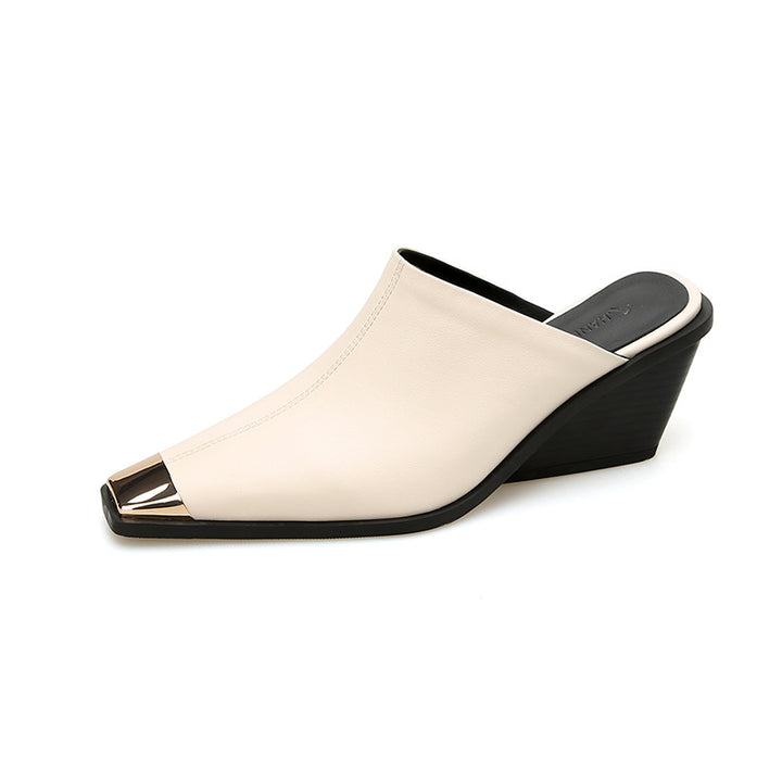 Femme Open-Toe Wedge-Heel Mules med Metallic-Accent Stilla