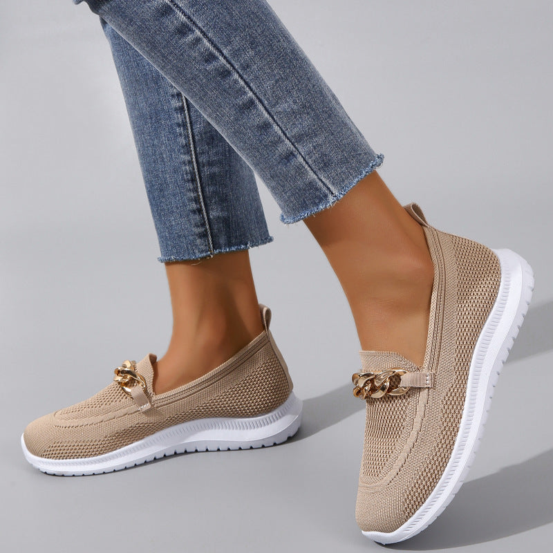 Dame Behagelige Slip-On Sneakers med moderigtigt Kæde-Detalje Stilla