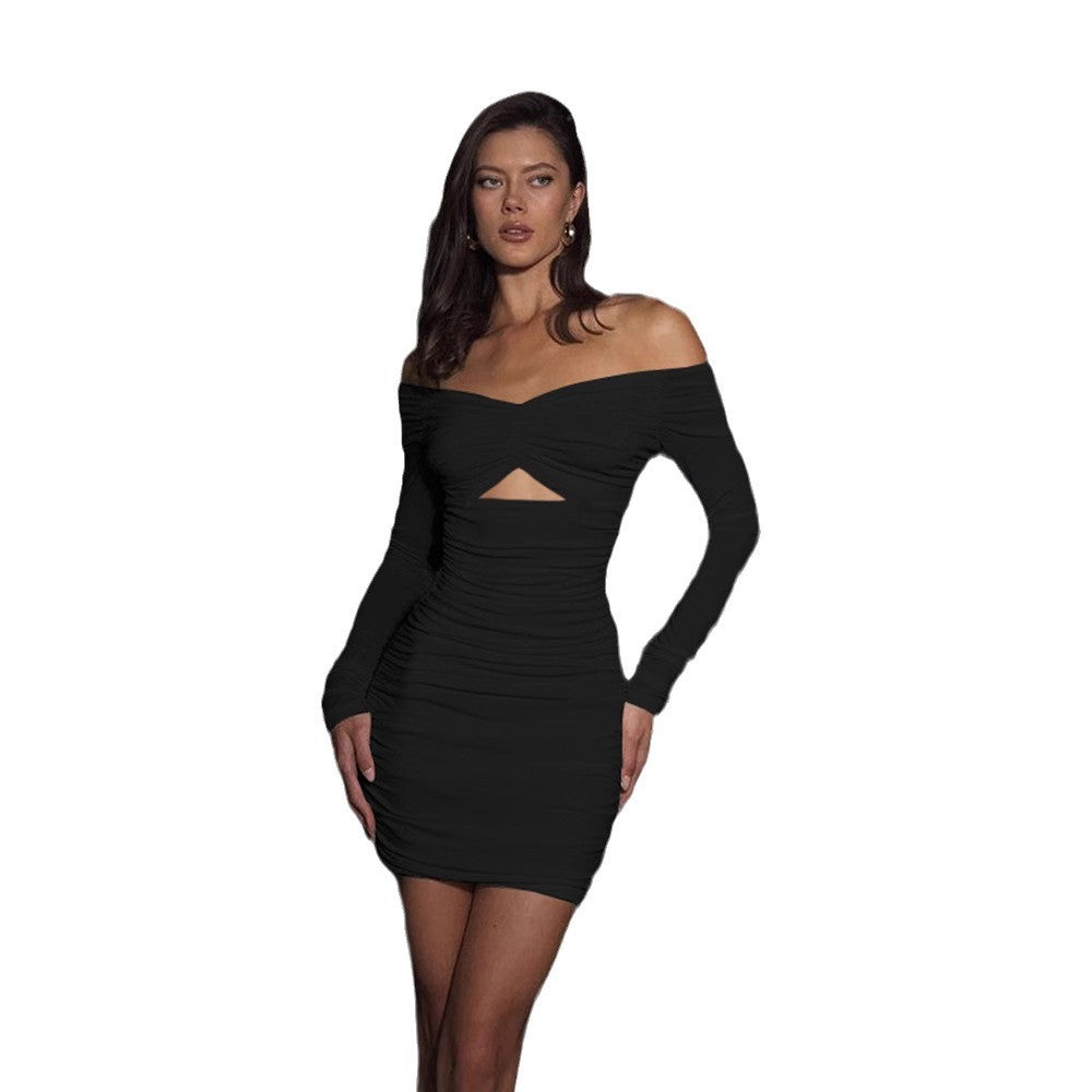 Dame skulderfri minikjole med raffineret cut-out-design og elegant rynkning Stilla