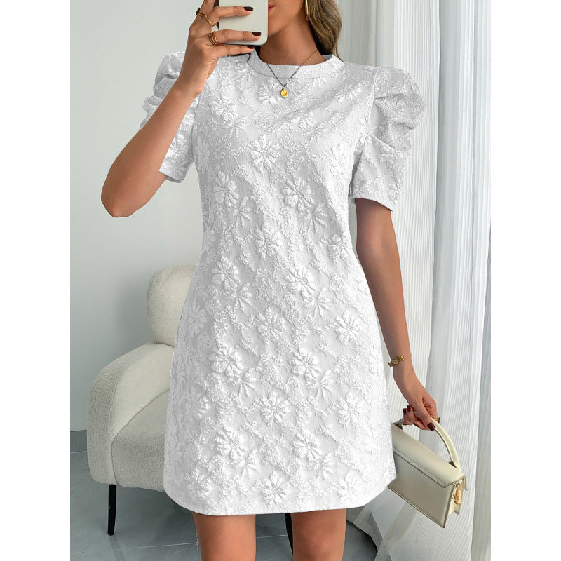 Damen Kurzarmkleid mit voluminiösen Ärmeln und floralen Stickereien Skovae