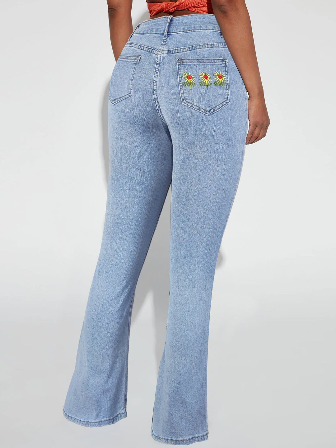 Dame Bootcut Jeans med floralt broderedesign og høj talje Stilla