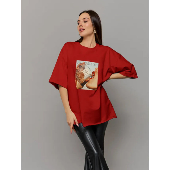 Dame Oversized T-Shirt med kunstnerisk print og moderne statement Stilla