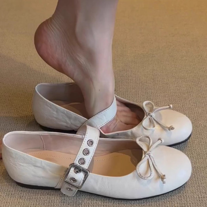 Dame Stilfulde Mary Jane Ballerinas med Dekorativ Rem og Sløjfedetaljer Stilla