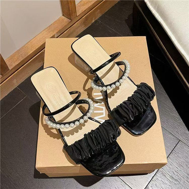 Dame sandaler med elegant flæse-design og moderigtigt perle-accent Stilla
