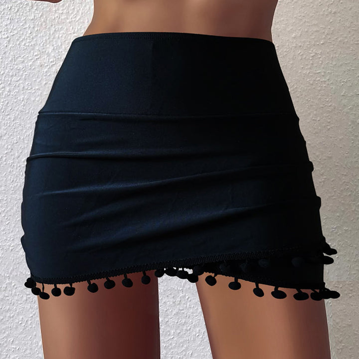 Dame badshorts med elegant kvastdekoration Stilla