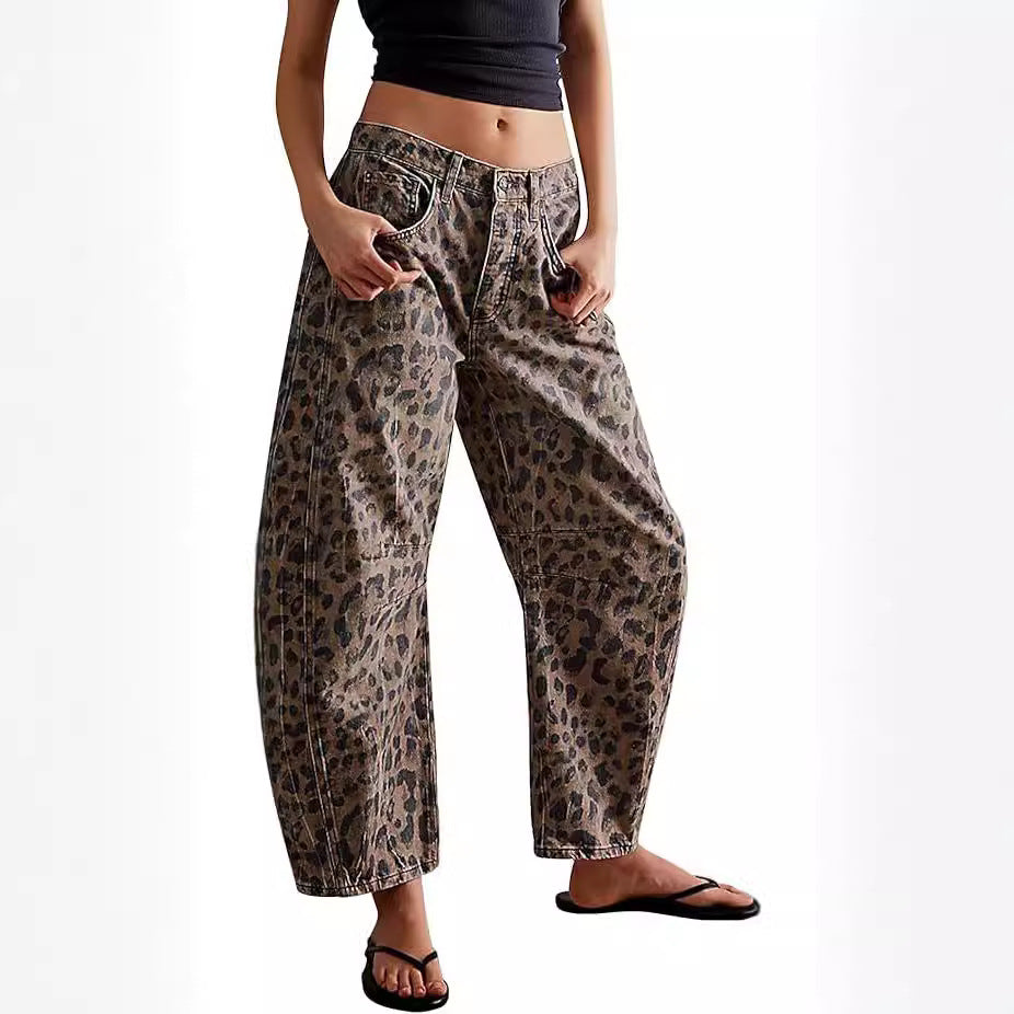 Dame brede jeans med iøjnefaldende leopardmønster og høj talje Stilla